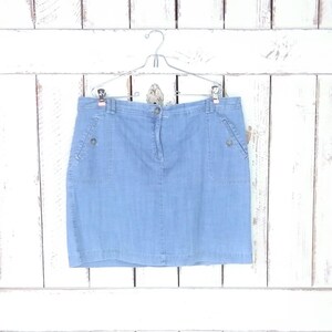Vintage Karen Scott light blue jean denim skorts
