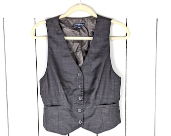 GAP grey brown plaid button down ladies vest