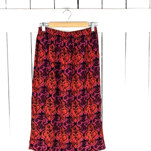 Vintage Petrina baroque floral red pink midi pencil stretch waist skirt