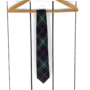 Vintage green plaid wool neck tie