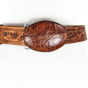 Vintage tan brown floral tooled embossed leather buckle belt 38