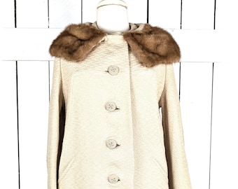 1960’s vintage wool boucle winter mink fur collar coat