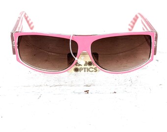 Vintage pink/clear striped plastic sunglasses/striped wide band sun glasses Vintage Pink Striped Plastic Sunglasses - Etsy Israel main image 4