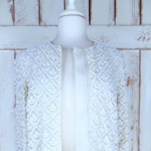 Vintage 60s light ivory/white silk beaded sequin lace cardigan evening jacket/beaded cover up cardigan blazer/bridal/wedding jacket/small/40