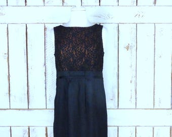 Vintage 90s black lace sleeveless knee length fitted cocktail dress/short LBD/black shift dress/evening dress/medium