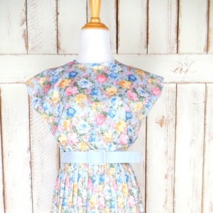 70s vintage blue pink floral cap sleeve midi belted dress/pleated pullover day dress