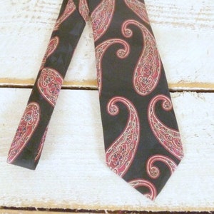 Vintage Christian Dior Monsieur red black paisley silk tie