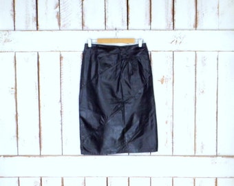 Vintage black leather fitted high waisted knee length skirt/BB Dakota leather pencil skirt/black midi skirt