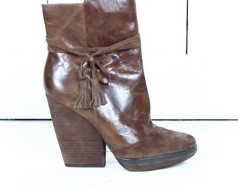 Brown suede leather chunky heel ankle boot/western suede leather booties/9 M