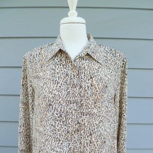 Vintage cheetah print long sleeve blouse/petite large image 1