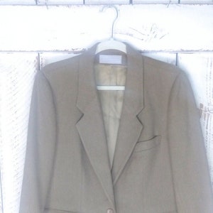 Vintage Evan Picone wool tan blazer