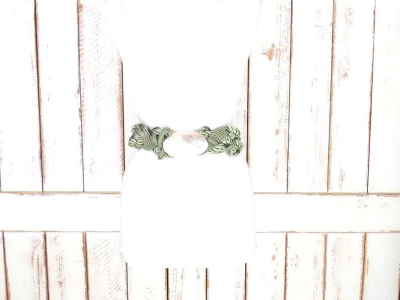 70s vintage green braided Abalone shell rope belt woven chord Vintage 70s 80s Mother of Pearl Shell Belt Braided Cord Belt  main image 4