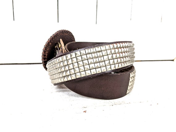 Brown silver studded faux leather western buckle belt Vintage Brown Silver Studded Faux Leather Western Buckle  main image 3