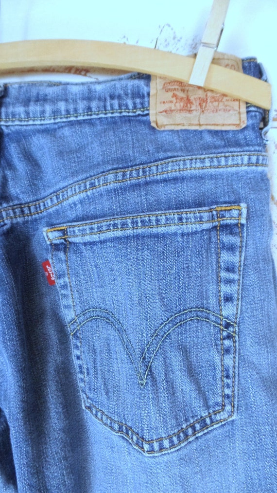 Vintage 515 boot cut blue Levis denim jeans/light… - image 6