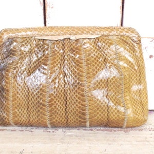 Cartera de mano vintage de piel de serpiente marrón tostado de Laura Adams