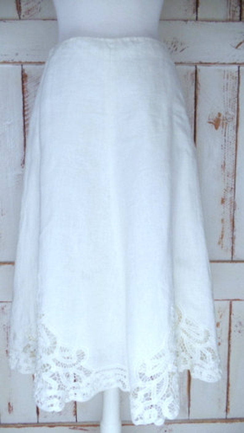 Vintage light ivory/off white crochet lace linen midi skirt/small/medium/2 image 2