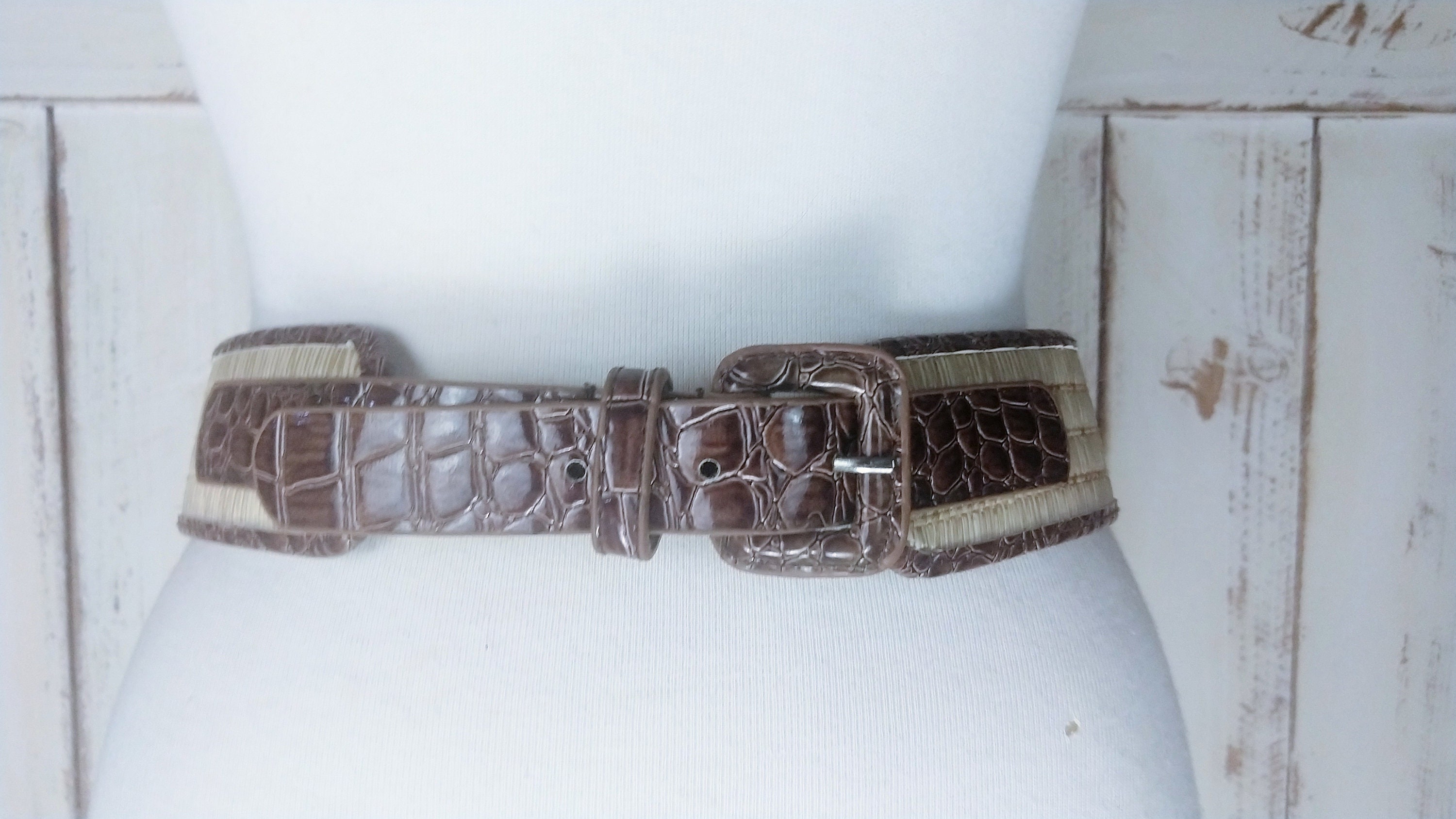 S: Straw/Leather/Snake Wide Belt Metallic Gold/Natural Tan (26-30”) Vintage Sarai Snake Belt – Pewter Shimmer Leather with Vintage  main image 2