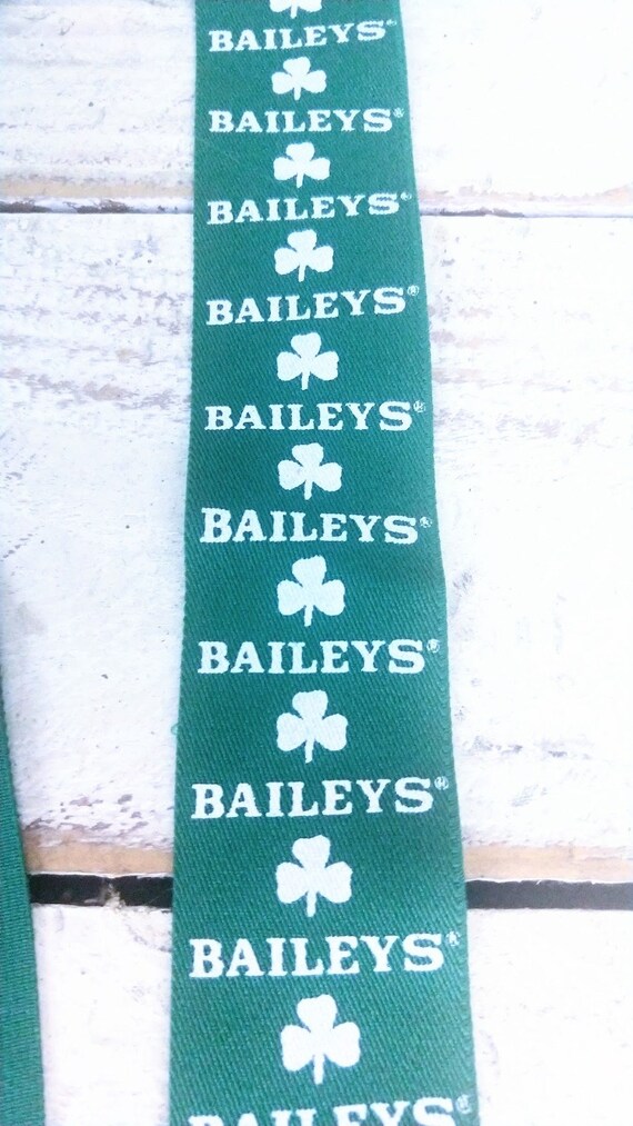 Vintage wide green/white Bailey's  Shamrock stret… - image 2