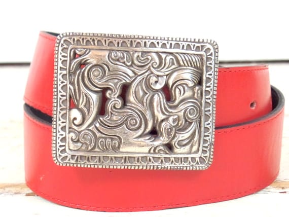 Wide red statement belt 80s CARLOS FALCHI Wide Red and Black X Leather Waist Belt  main image 4