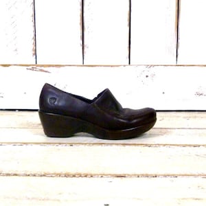 Dark brown leather vintage wedge clog style shoes/Ariat leather shoes/7