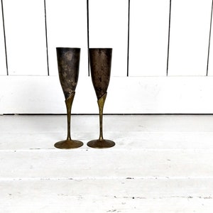 Vintage silver plated metal distressed goblet chalice cup/tarnished silver wine glasses/toasting glass/set of 2