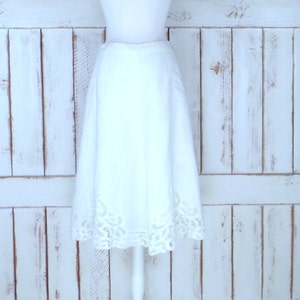 Vintage light ivory/off white crochet lace linen midi skirt/small/medium/2 image 1