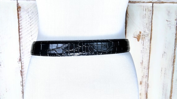 Vintage Black Croc/reptile Embossed Patent Leather Metal  display picture 3