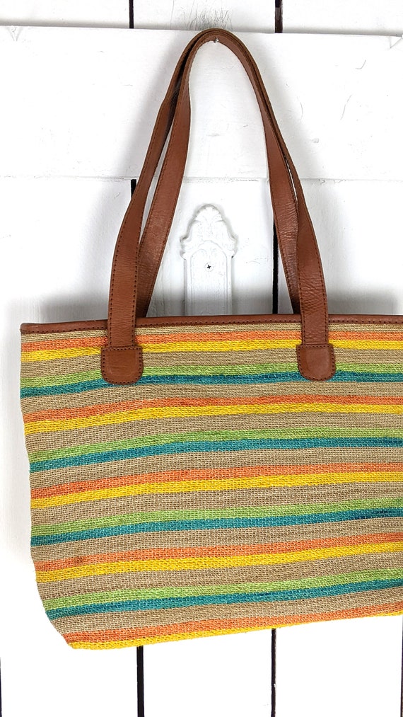 Striped straw vintage market bag leather strap pu… - image 4