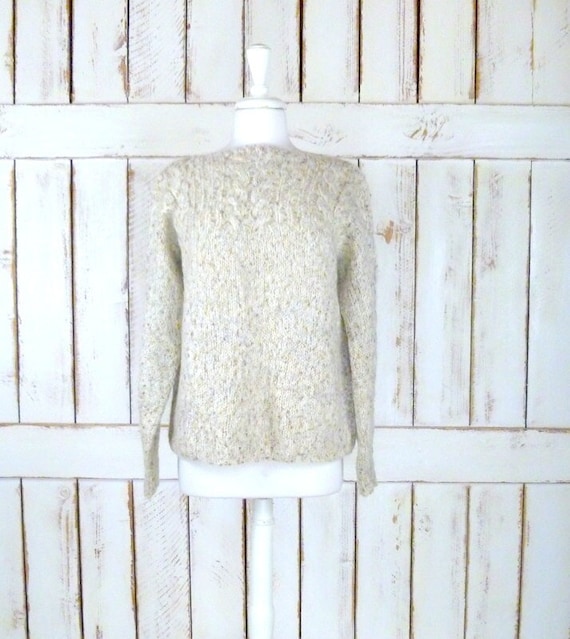 Vintage oatmeal ivory/tan chunky knit pullover swe