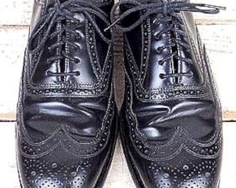 Mens black leather oxfords/vintage leather wing tips/black leather shoes/12 D
