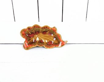 Vintage 60s/70s ceramic leaf candy dish/Hors D'oeuvres Appetizer small dish tray/Ideal Calif USA