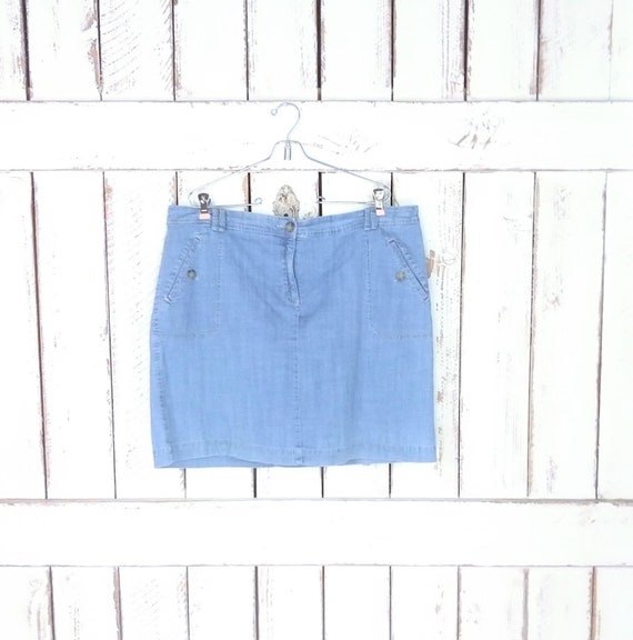 Vintage Karen Scott light blue jean denim skorts