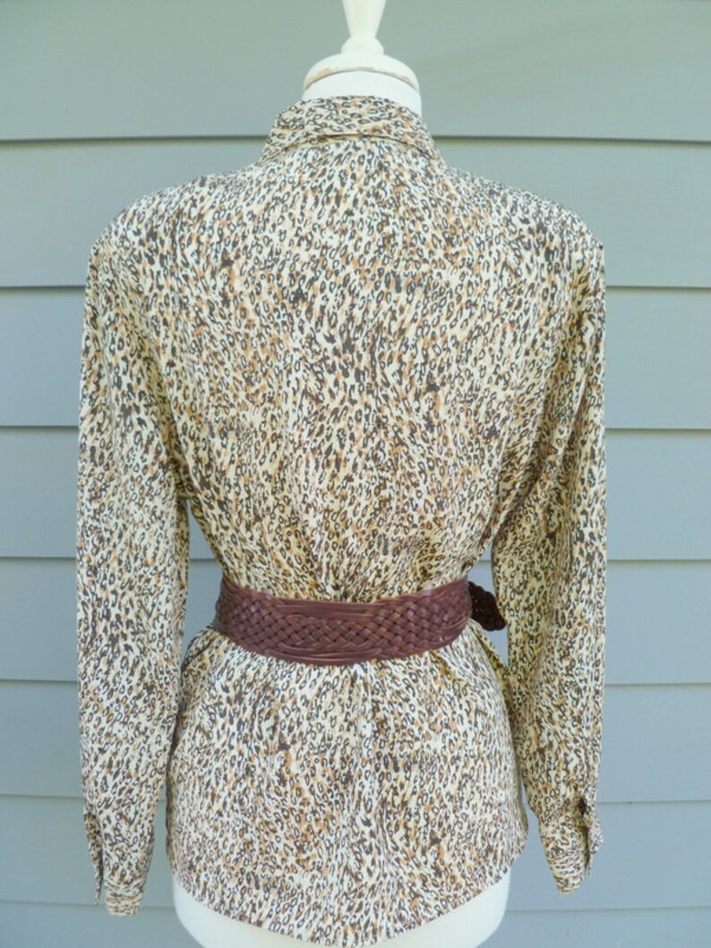 Vintage cheetah print long sleeve blouse/petite large image 4