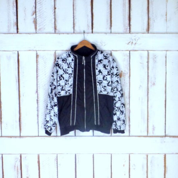 Vintage 90s Black and White Graphic Floral Print Windbreaker