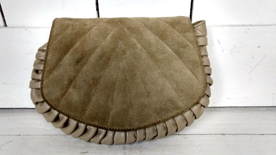 Vintage tan beige suede leather small clutch bag … - image 5