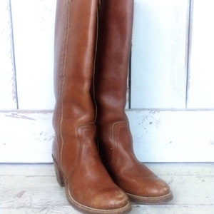 Vintage Frye ladies brown leather knee high cowboy boots