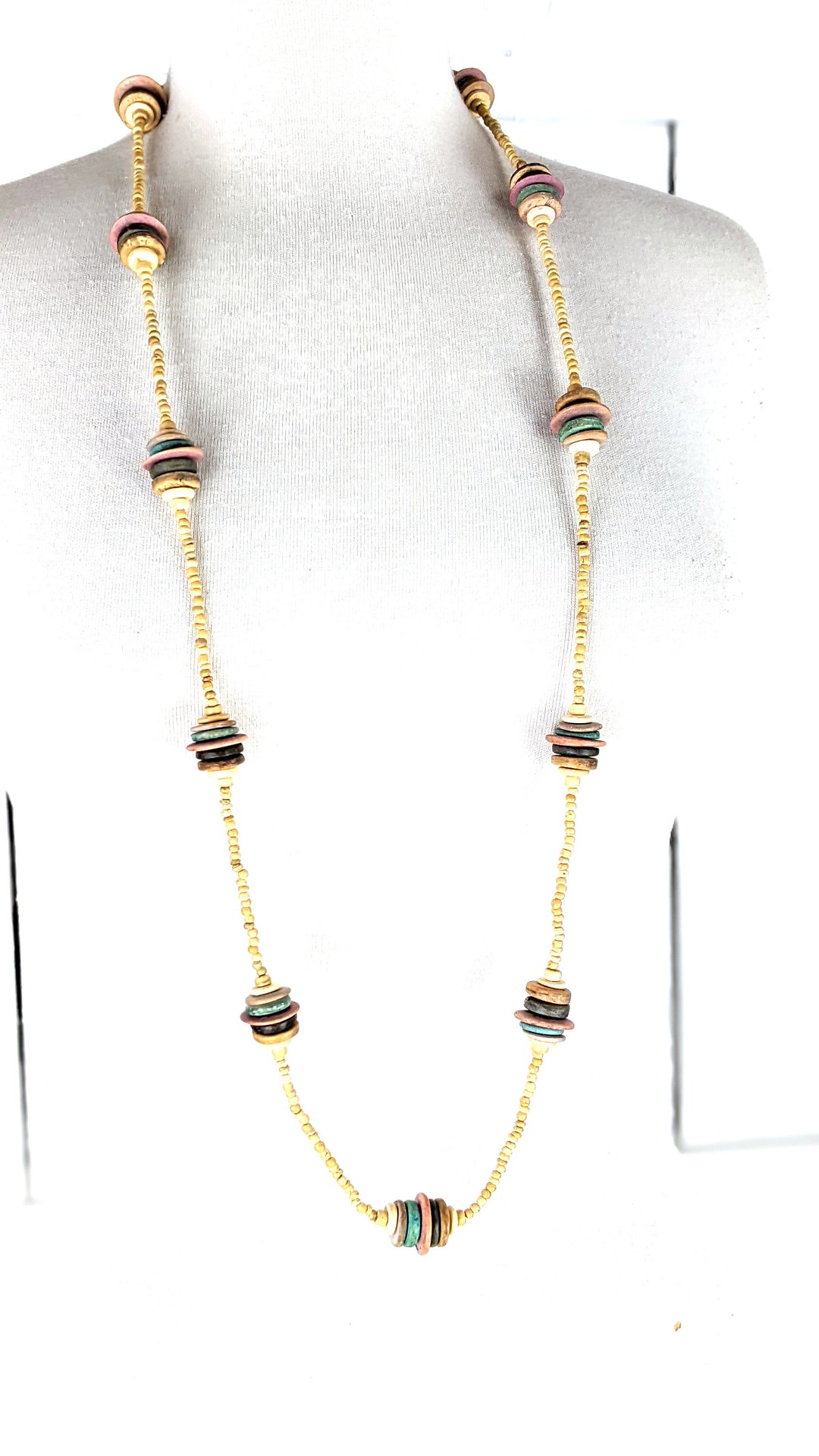 ボヘミアンシック ヴィンテージのマルチストランド木製ビーズ