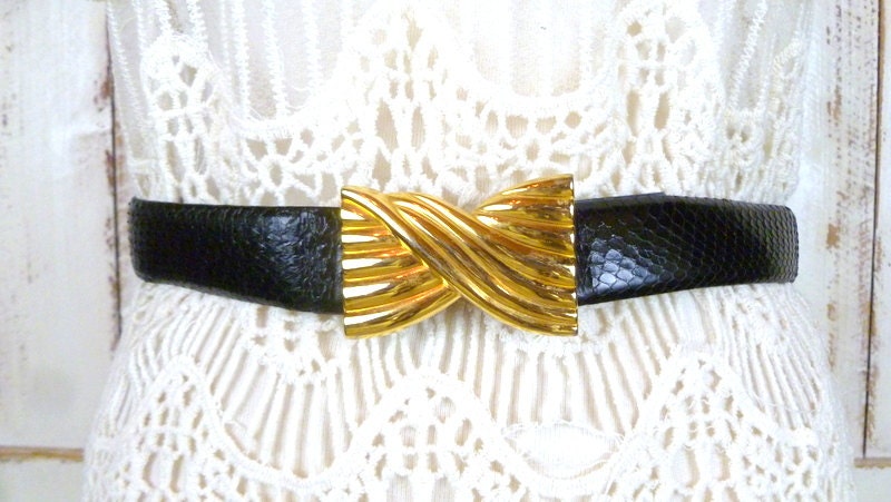 Vintage Liz Claiborne Black Snakeskin Print Embossed Genuine Leather Belt Korea Vintage Black Genuine Leather Belt by Liz Claiborne, Reptile  main image 3