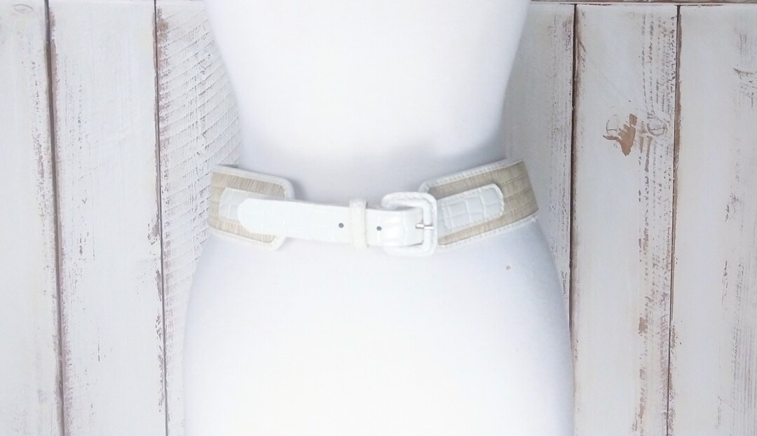 90s vintage brown/tan wide straw patent leather belt/reptile embossed Accessories | 9s Vintage Browntan Wide Straw Patent Leather  main image 3