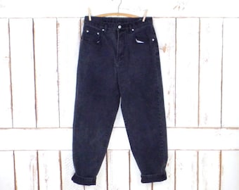 Wranglers black denim vintage jeans/high waisted relaxed fit jeans/black jeans/pants