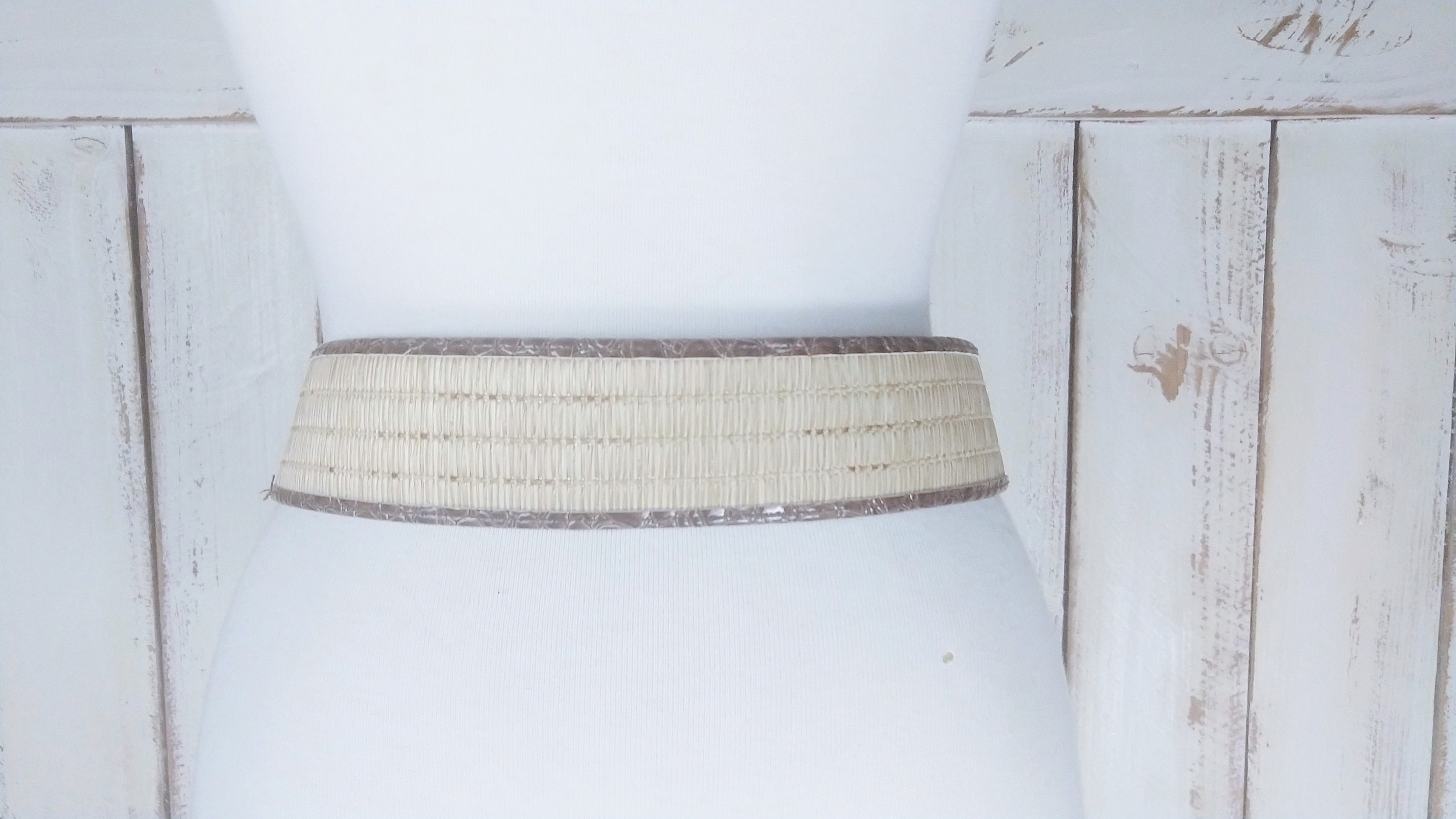 90s Vintage Brown/tan Wide Straw Patent Leather Belt/reptile  display picture 2