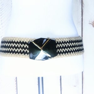 80s enamel buckle wide crochet knit stretch belt/statement fabric belt/wide stretch belt/fits 33&quot;-40&quot;