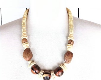 Chunky wood bead necklace/vintage wooden tribal/boho/festival necklace/beaded wood necklace