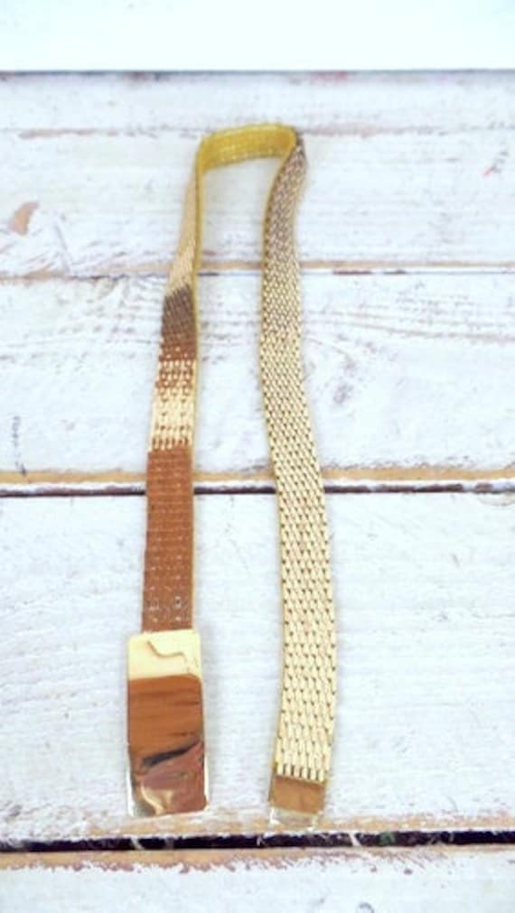 Vintage gold metal snake style 70s statement belt/