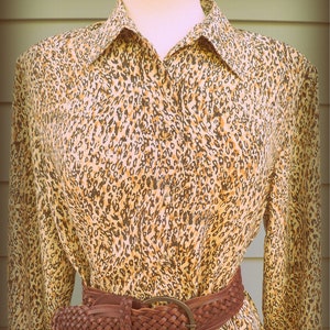 Vintage cheetah print long sleeve blouse/petite large image 3