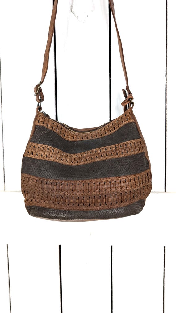 Kompanero bags deals