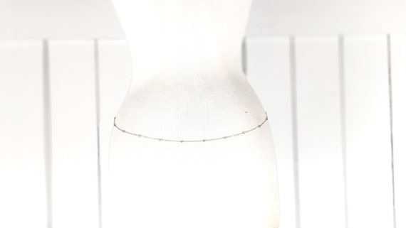 Silver Metal Chain Link Dainty Lightweight Skinny Belly  display picture 2
