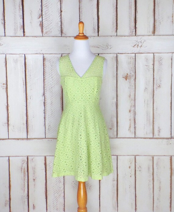 90s vintage light green stretch lace floral eyelet