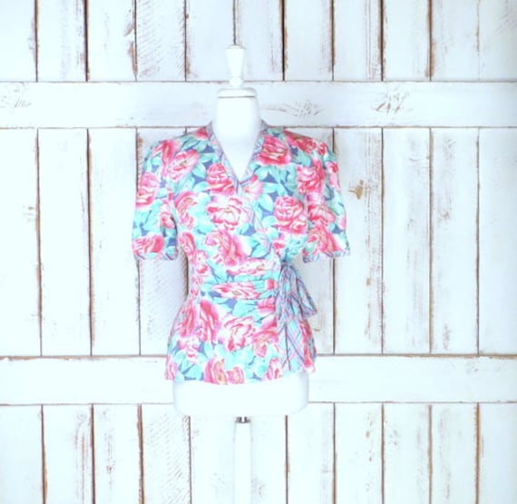 Vintage pink/blue floral silk short sleeve wrap bl