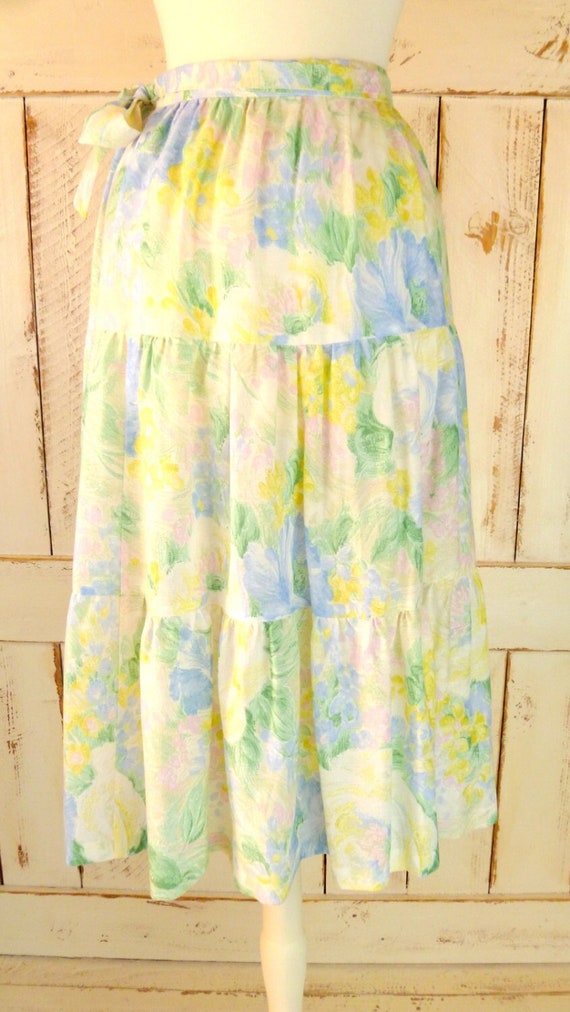 Vintage pastel floral tiered peasant wrap skirt/gr